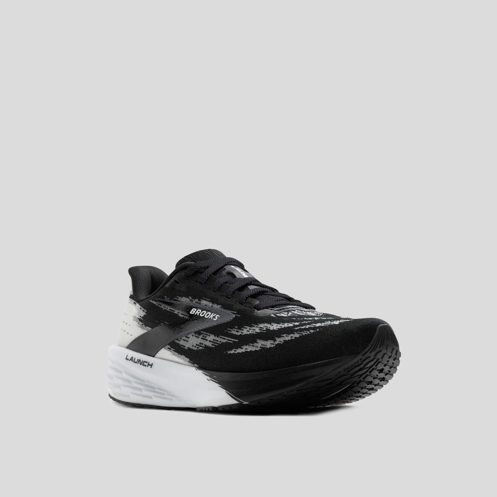 Launch 11 | Black/White