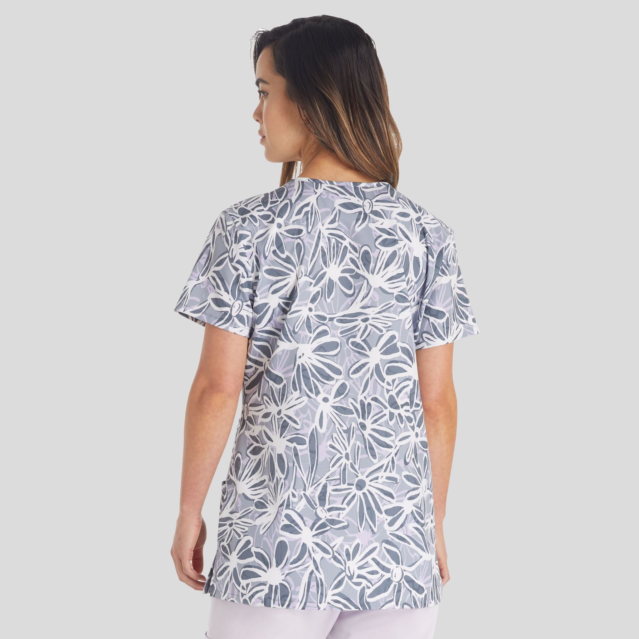 Lazy Daisies Print Scrub Top