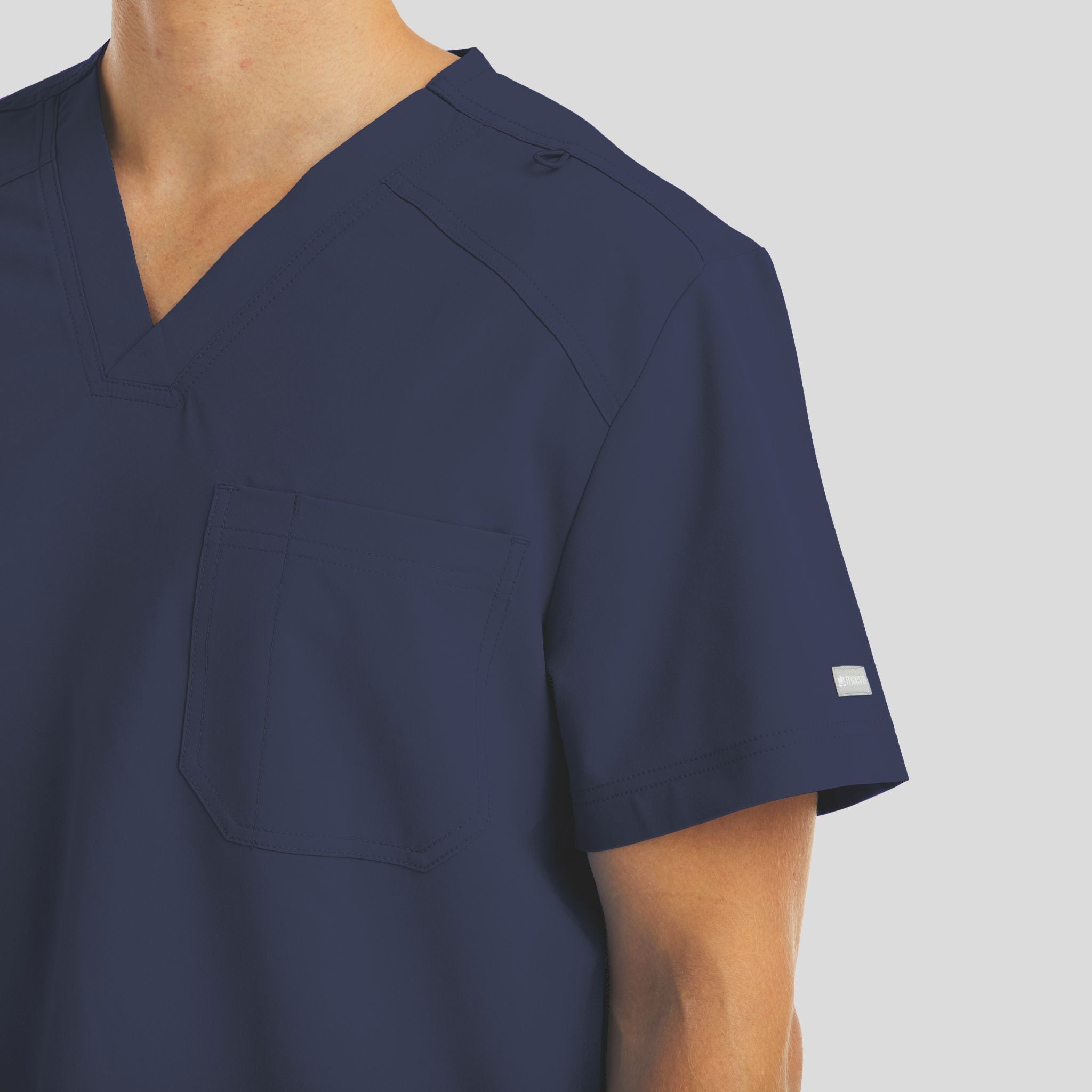 Maevn_Momentum_5801_navy_detail