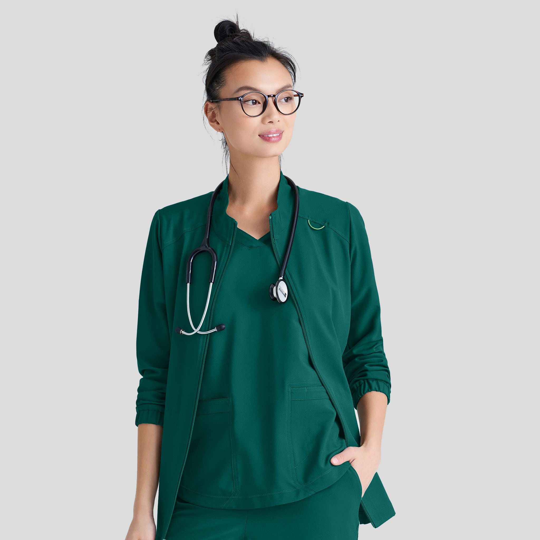 Virtue Warm-up Scrub Jacket | Hunter