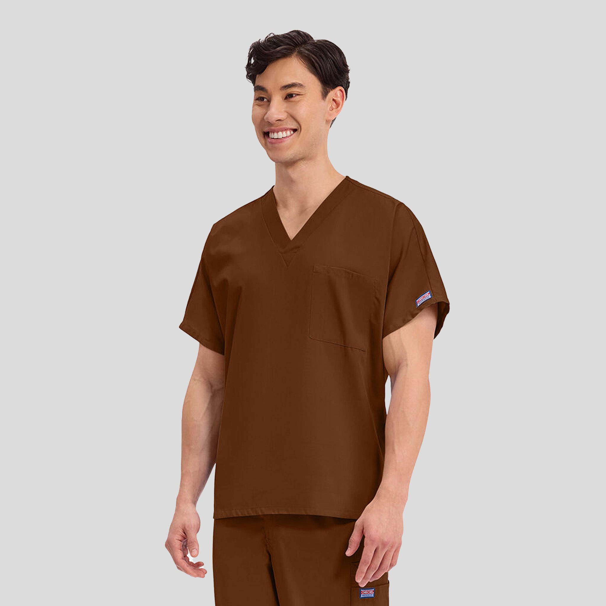 Unisex V-Neck 1 Pocket | Chocolate