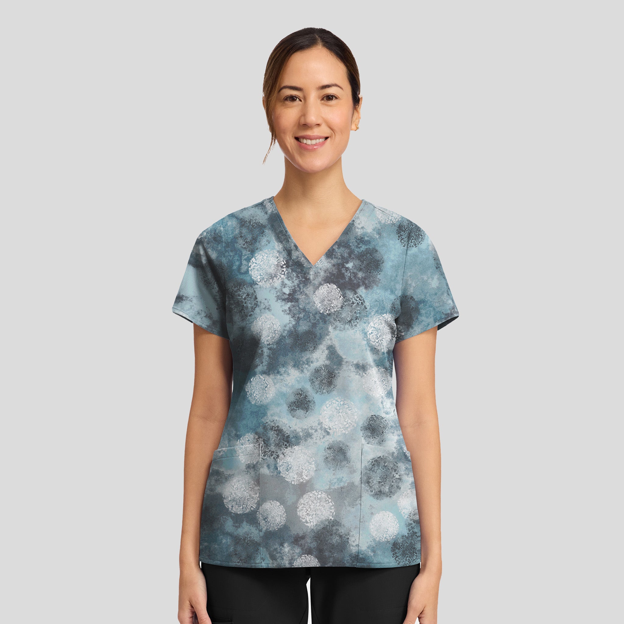 Amanda Print Scrub Top | Moody Dots
