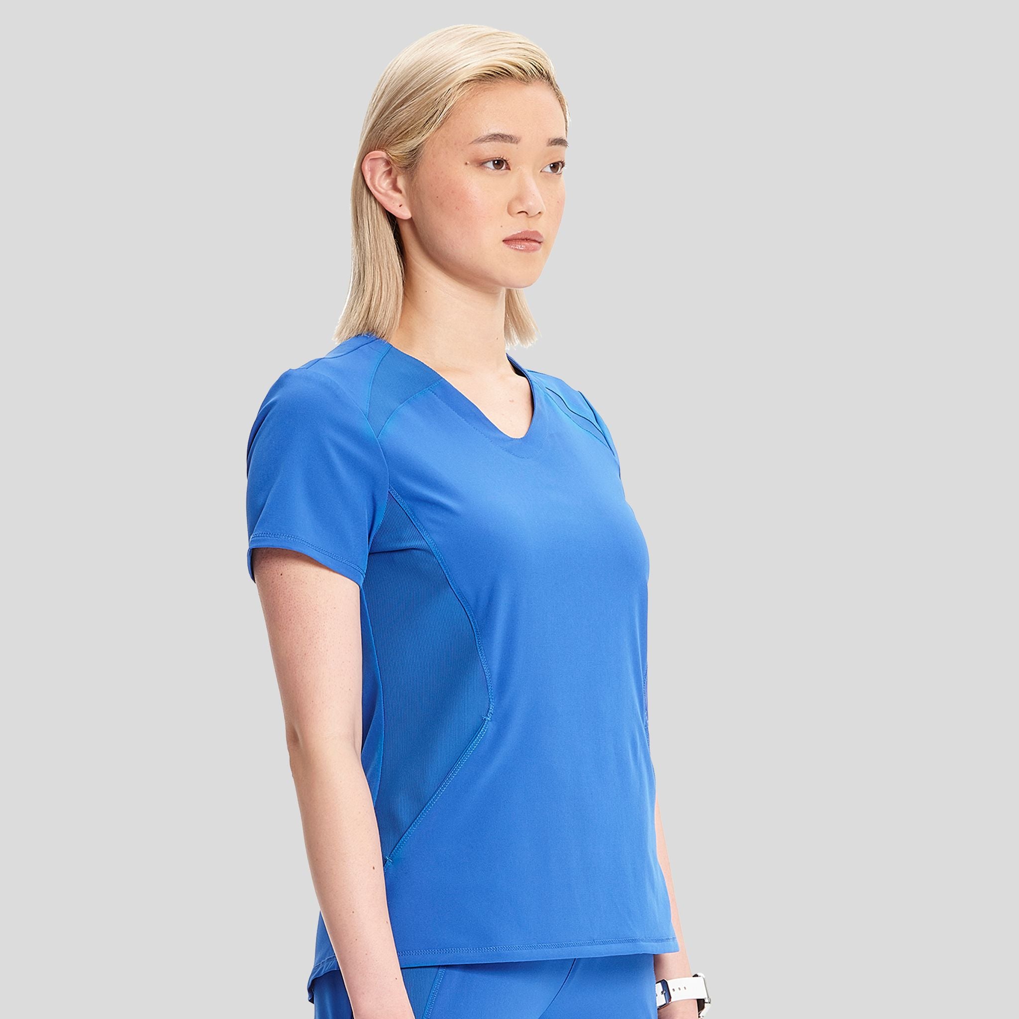 IN_INFINITY_GNR8_VNECKTOP_620A_ROYAL_RIGHT