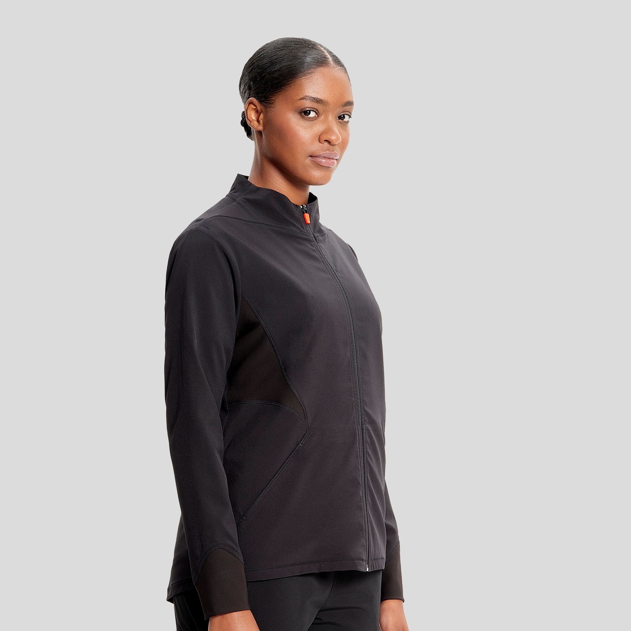 IN_INFINITY_GNR8_ZIPFRONTJACKET_320A_BLACK_RIGHT